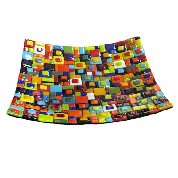 Stunning, colorful handcrafted fused art glass decorative plate fruit bowl. - Picture 3 of 9